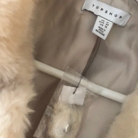Topshop, nwt, us10 ANNE faux fur crop jackt - Picture 3 of 6